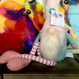 21” PLUSH SPRING GNOME